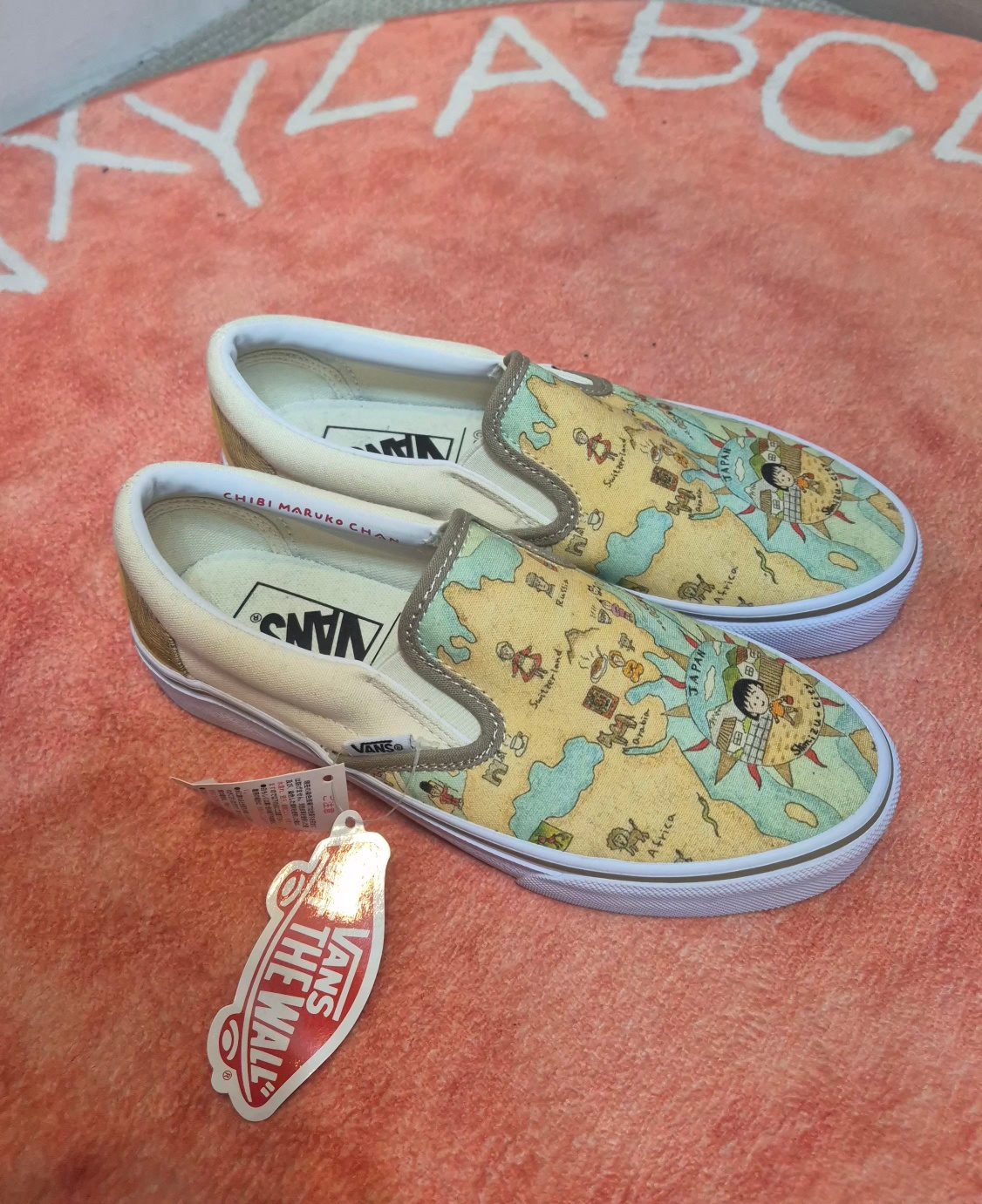 Vans x MOMOKO SAKURA 월드맵 슬립온 (일본 한정) 3