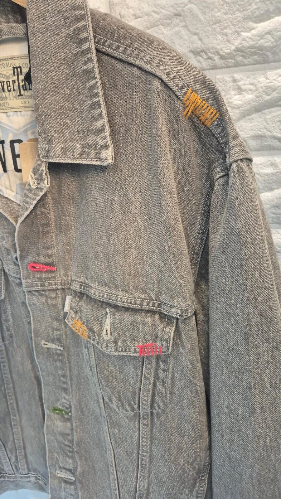 Levi's Silver Tab 커스텀 자수 데님 자켓 3
