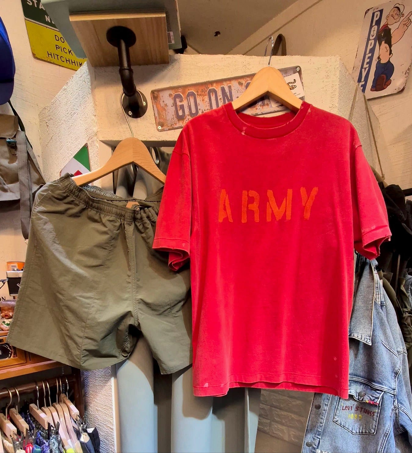 피그먼트 ARMY 티셔츠